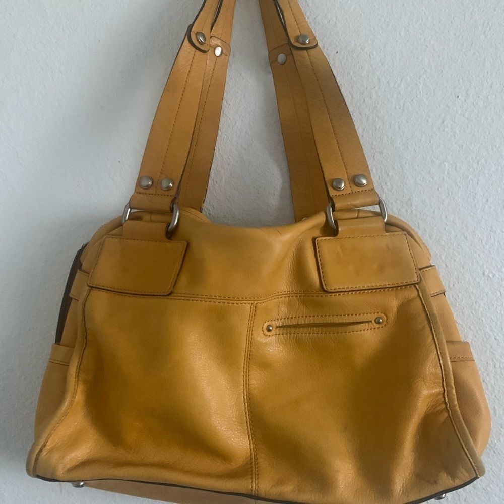 B. Makowsky Mustard Yellow Leather Shoulder Bag - Picture 2 of 9
